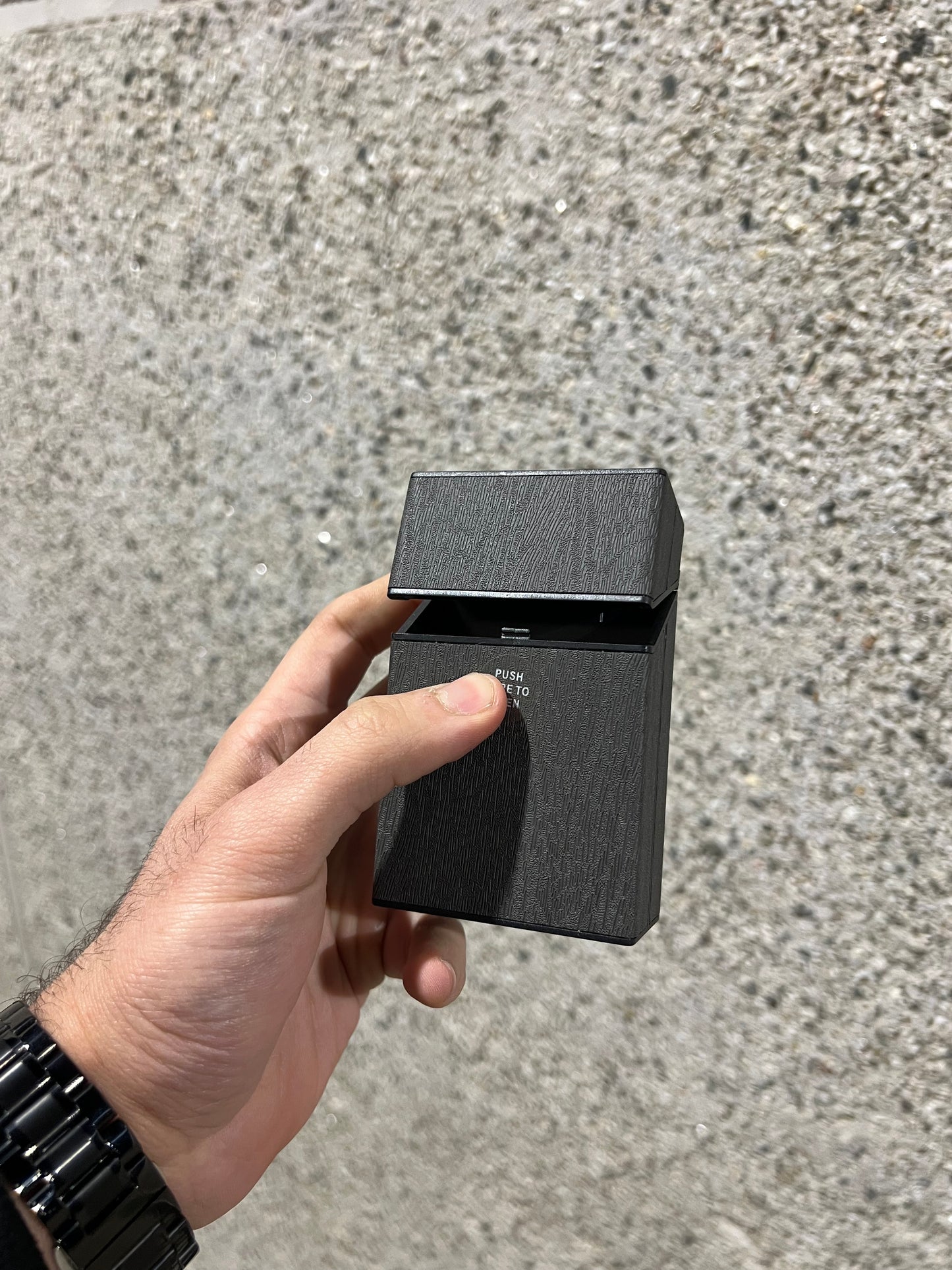 Cigarettes case
