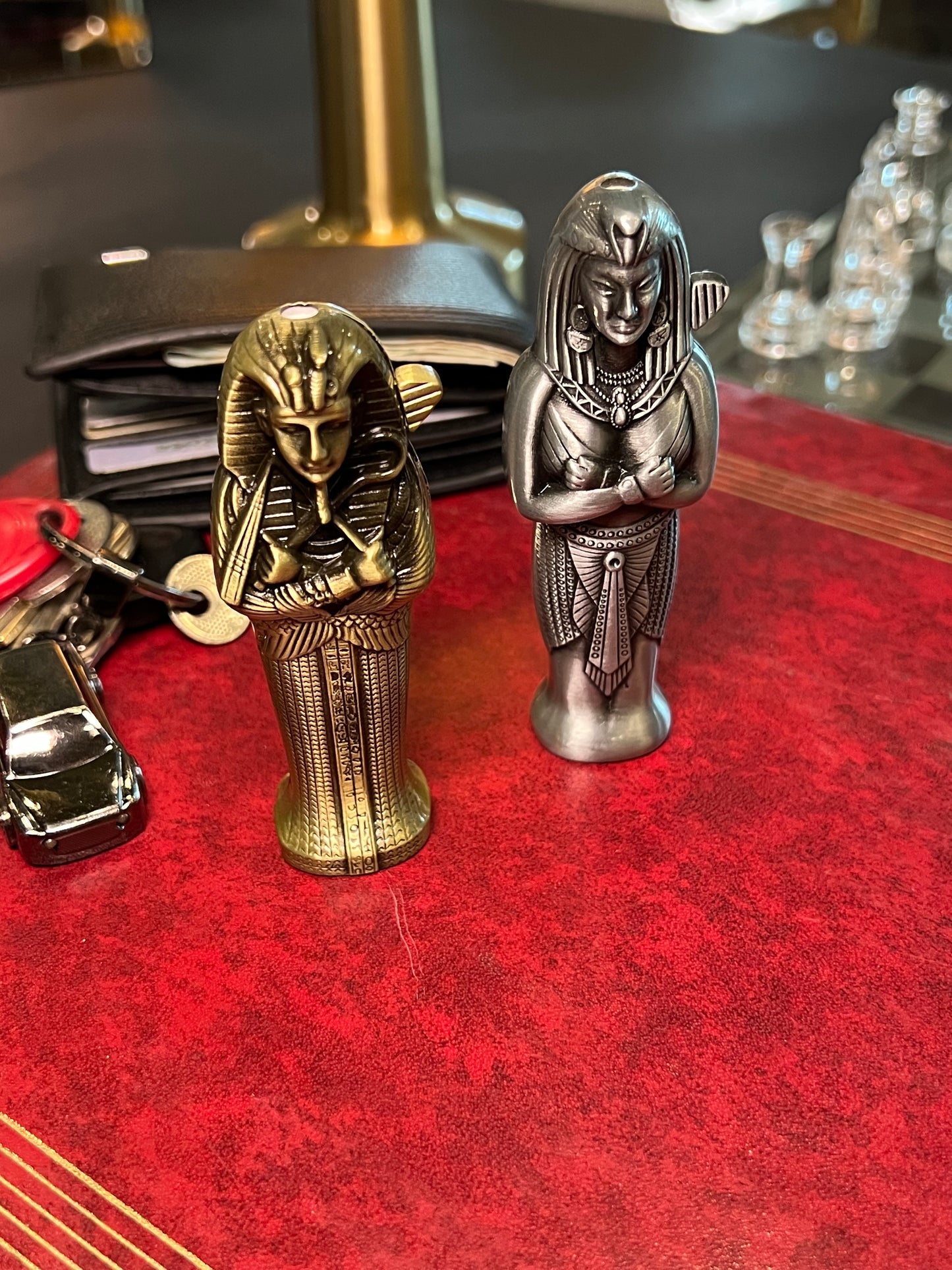 Pharaonic lighter