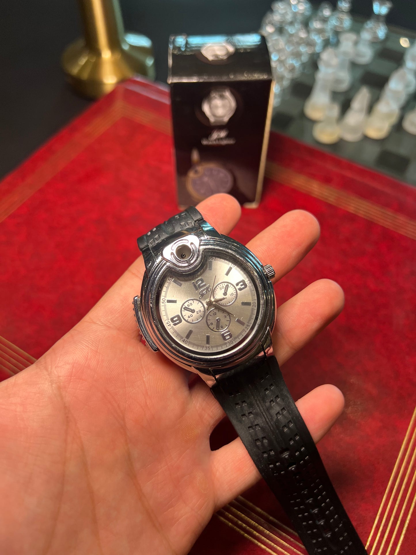 Clock lighter
