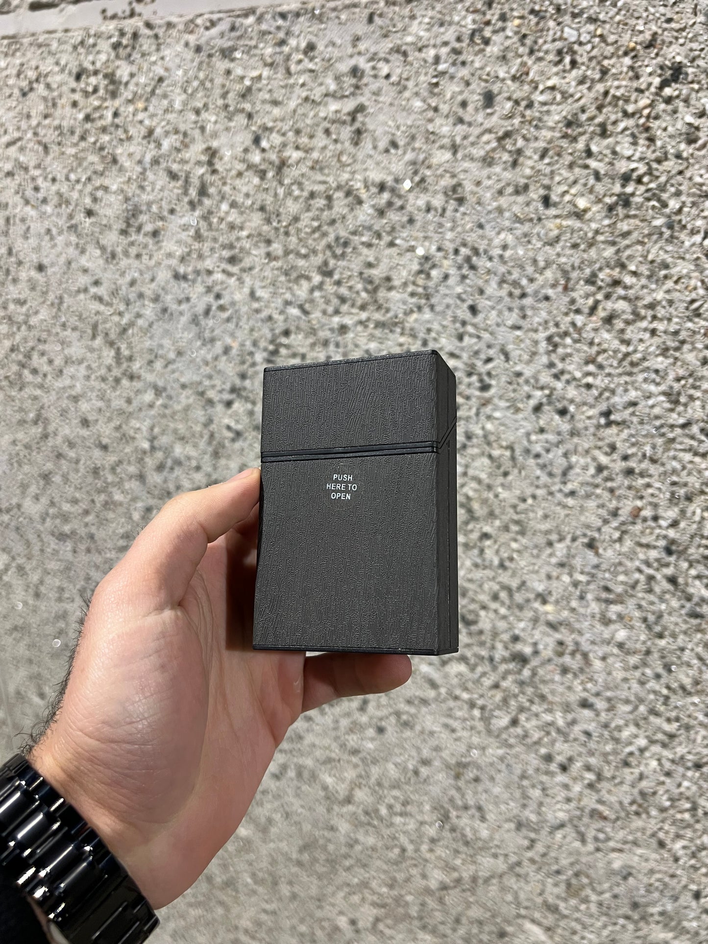 Cigarettes case