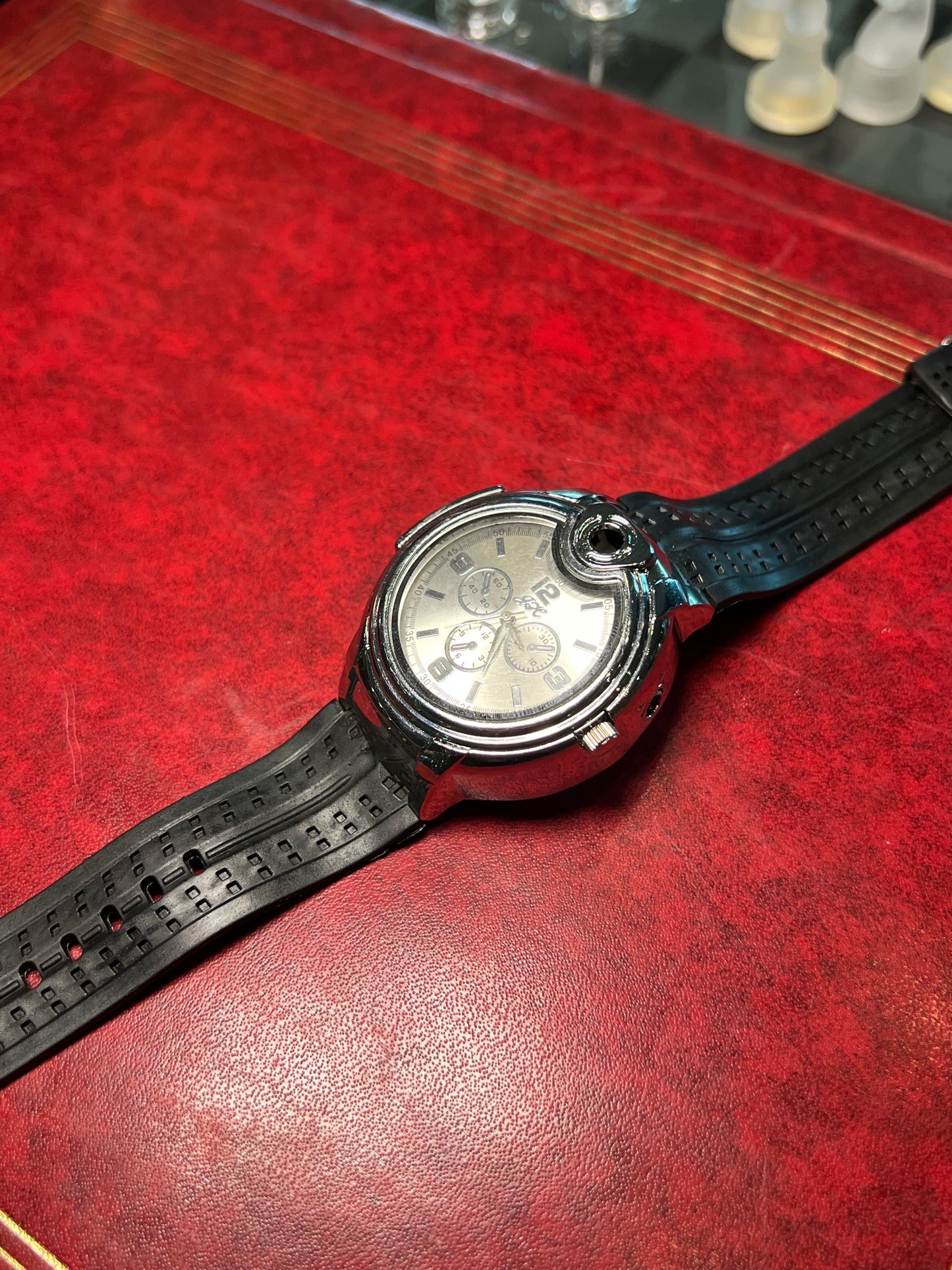 Clock lighter