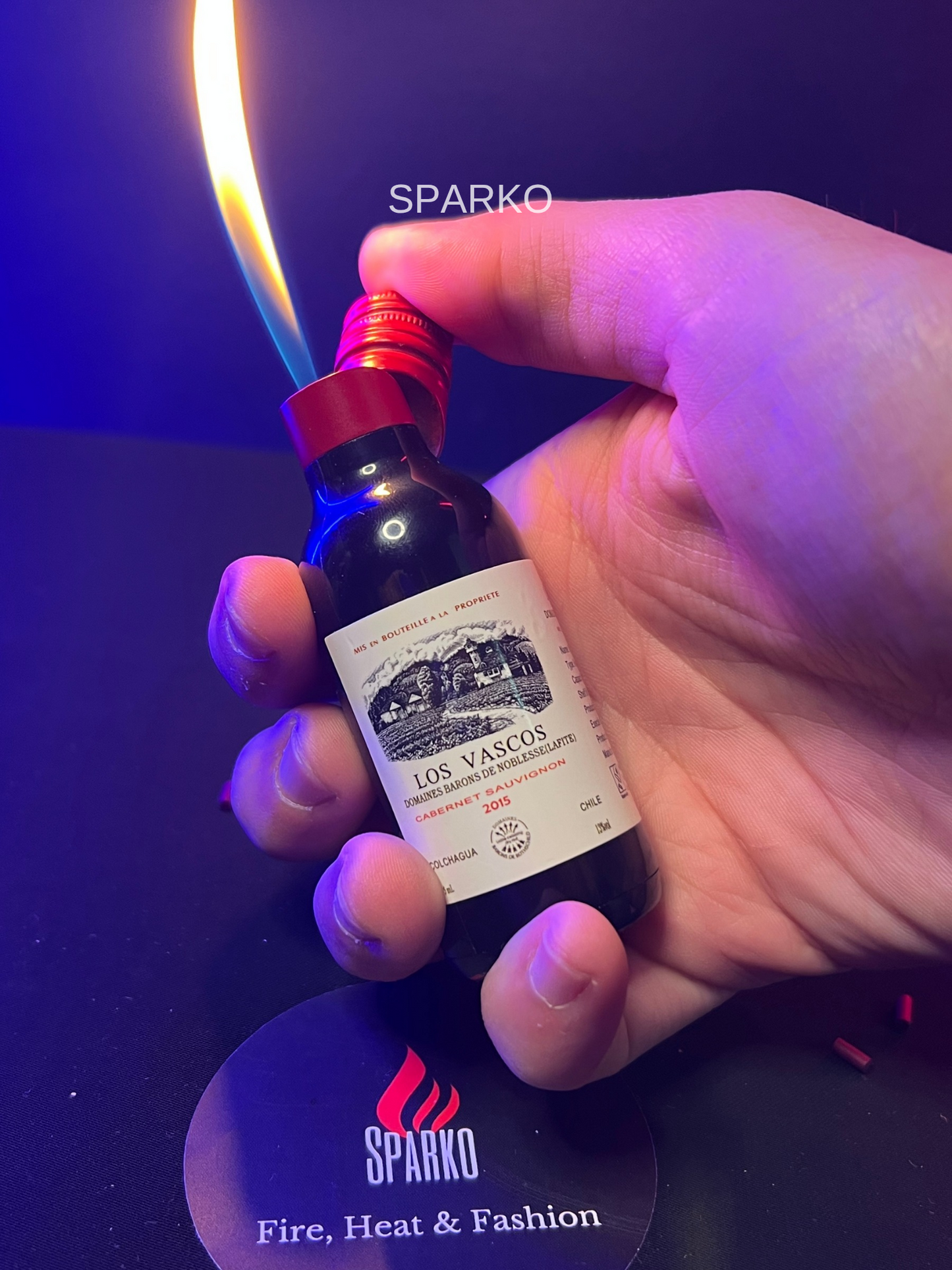 Wine bottle lighter