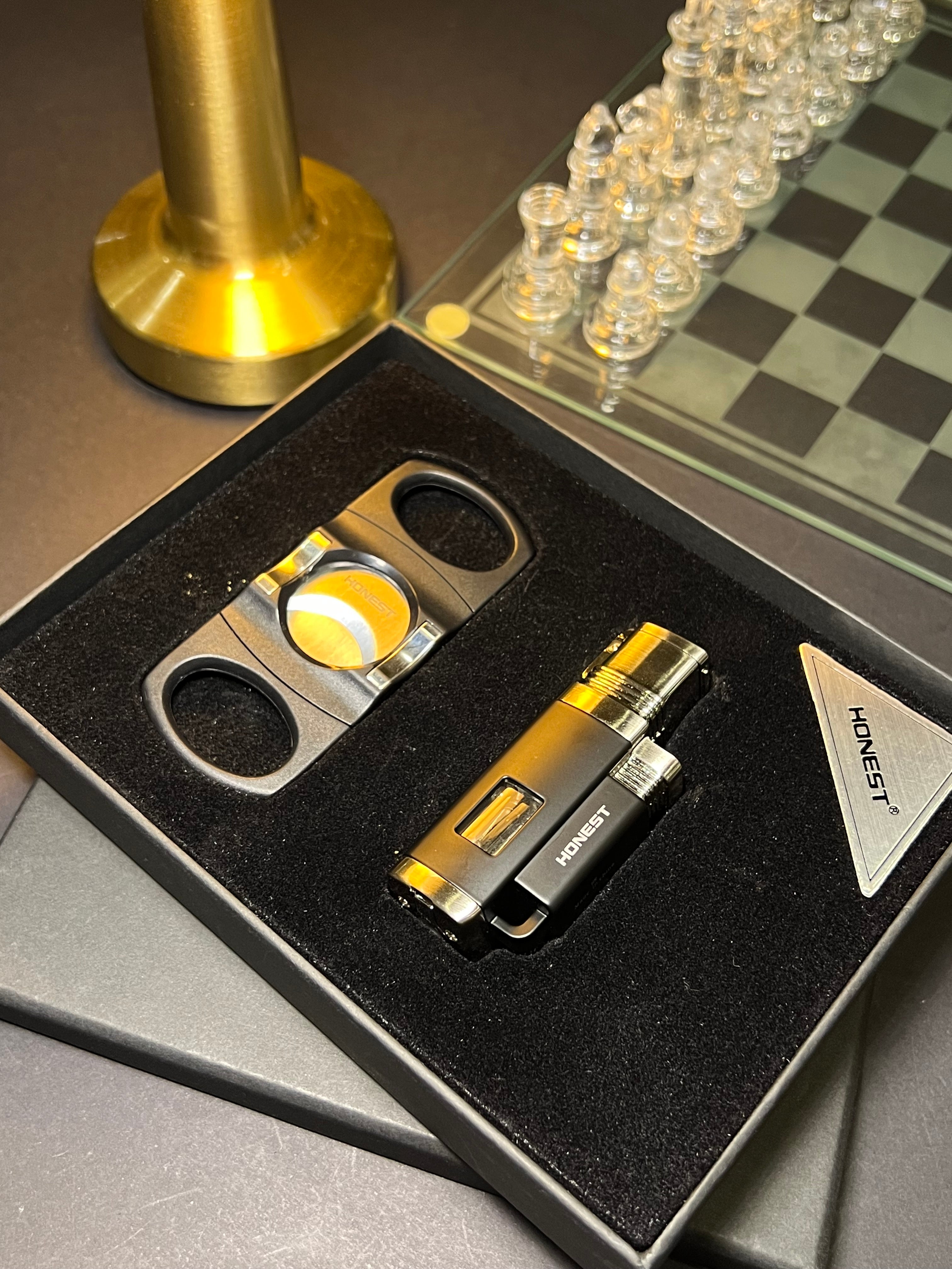 Honest cigar set