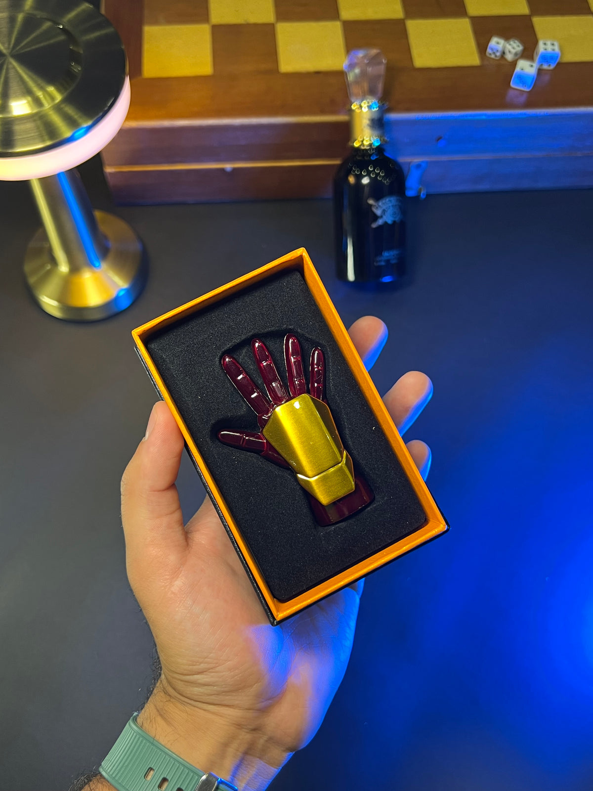 Iron man hand usb lighter