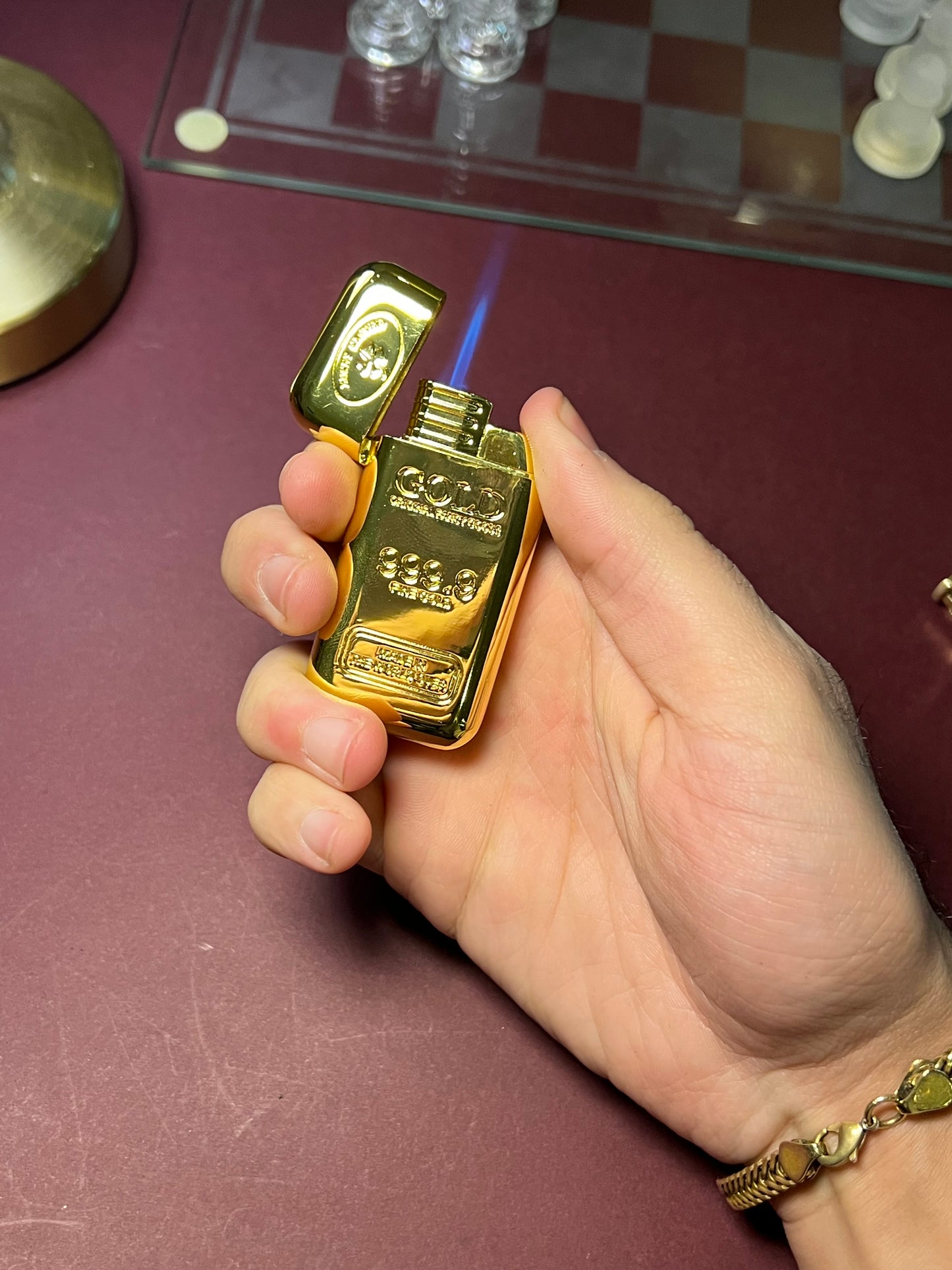 Gold bar lighter
