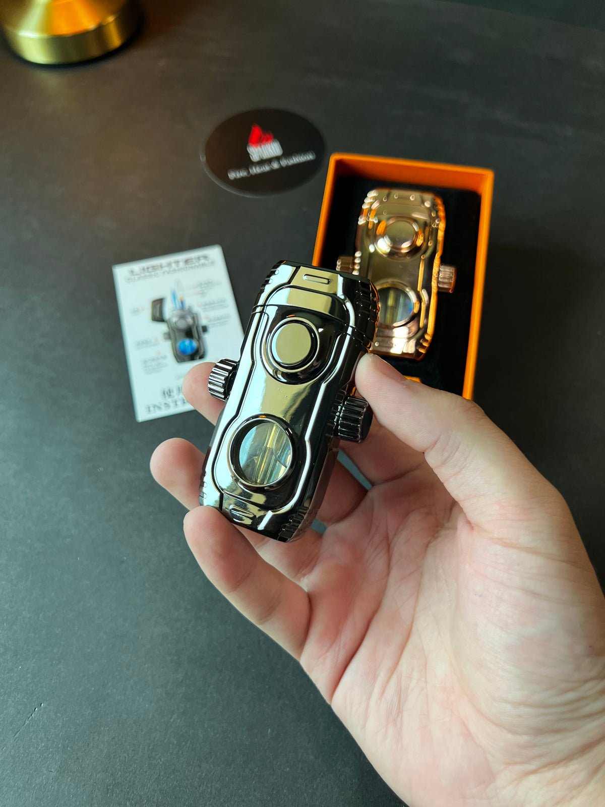 Doble flame spinner