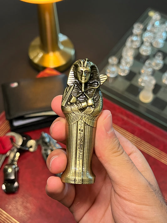 Pharaonic lighter