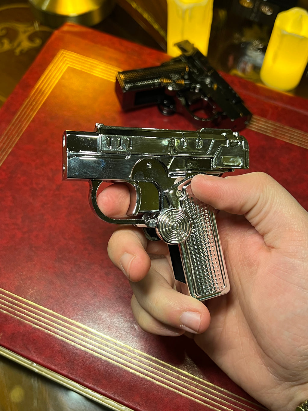 Gun spinning lighter