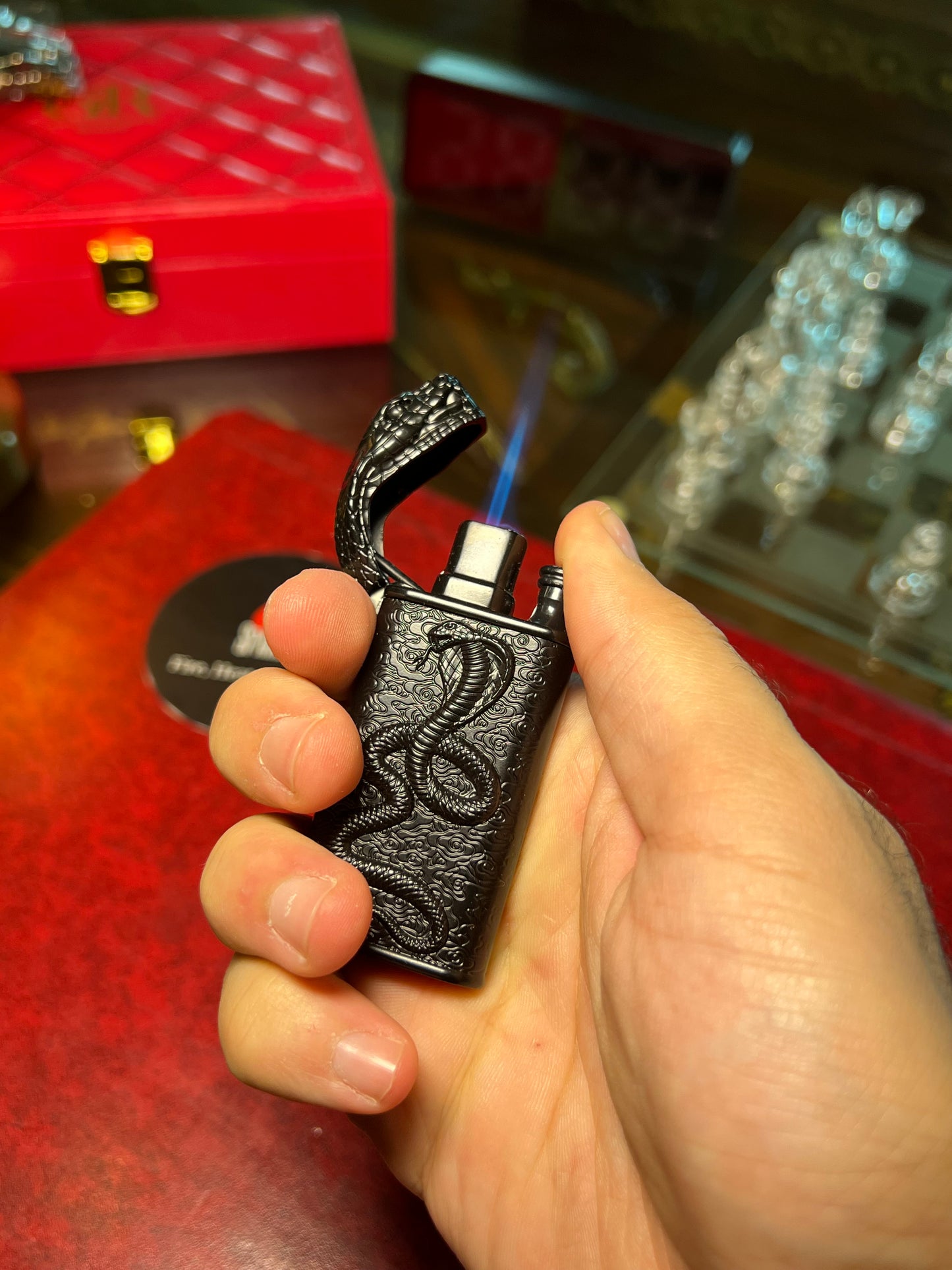 Egyptain cobra lighter