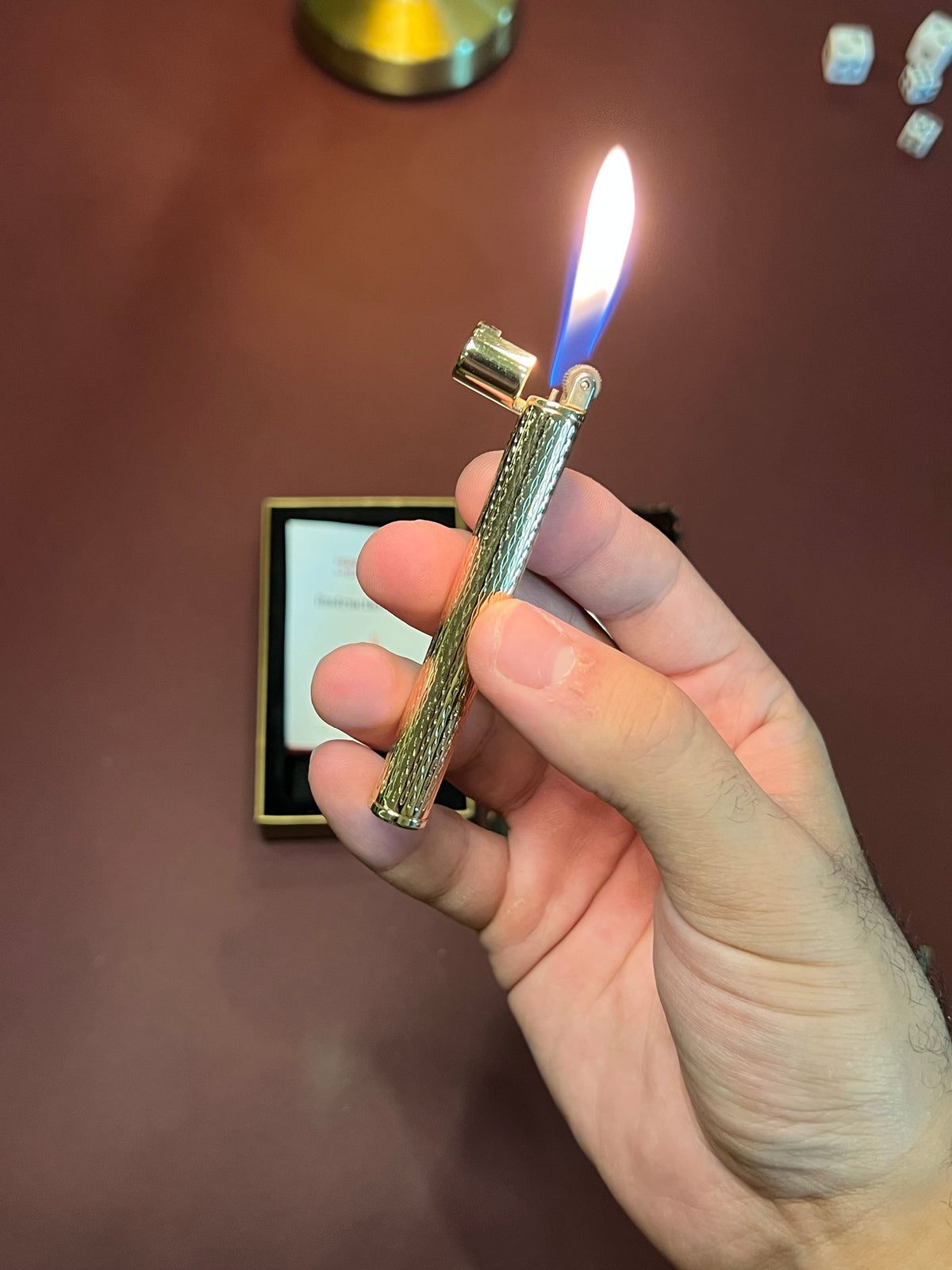 Cigarette lighter honest