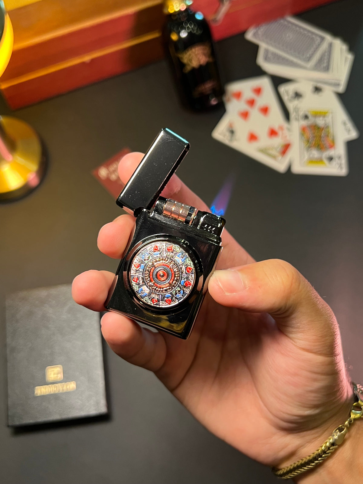 Rolate casino lighter