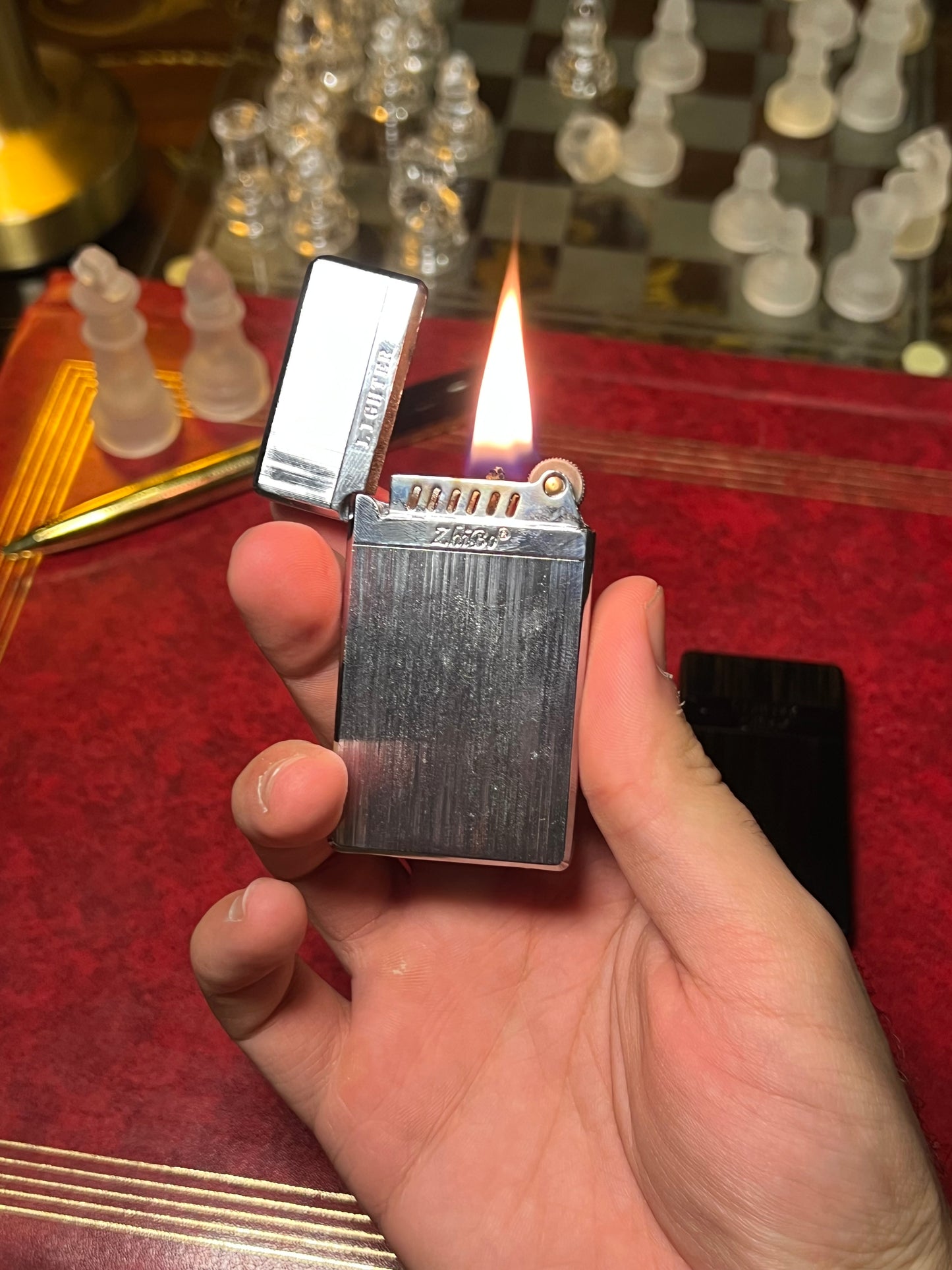 802 dupont classic lighter