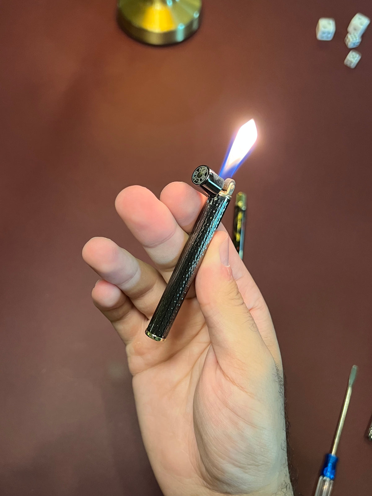 Cigarette lighter honest