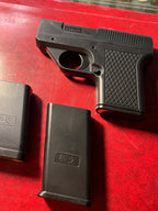 Gun cigarette case
