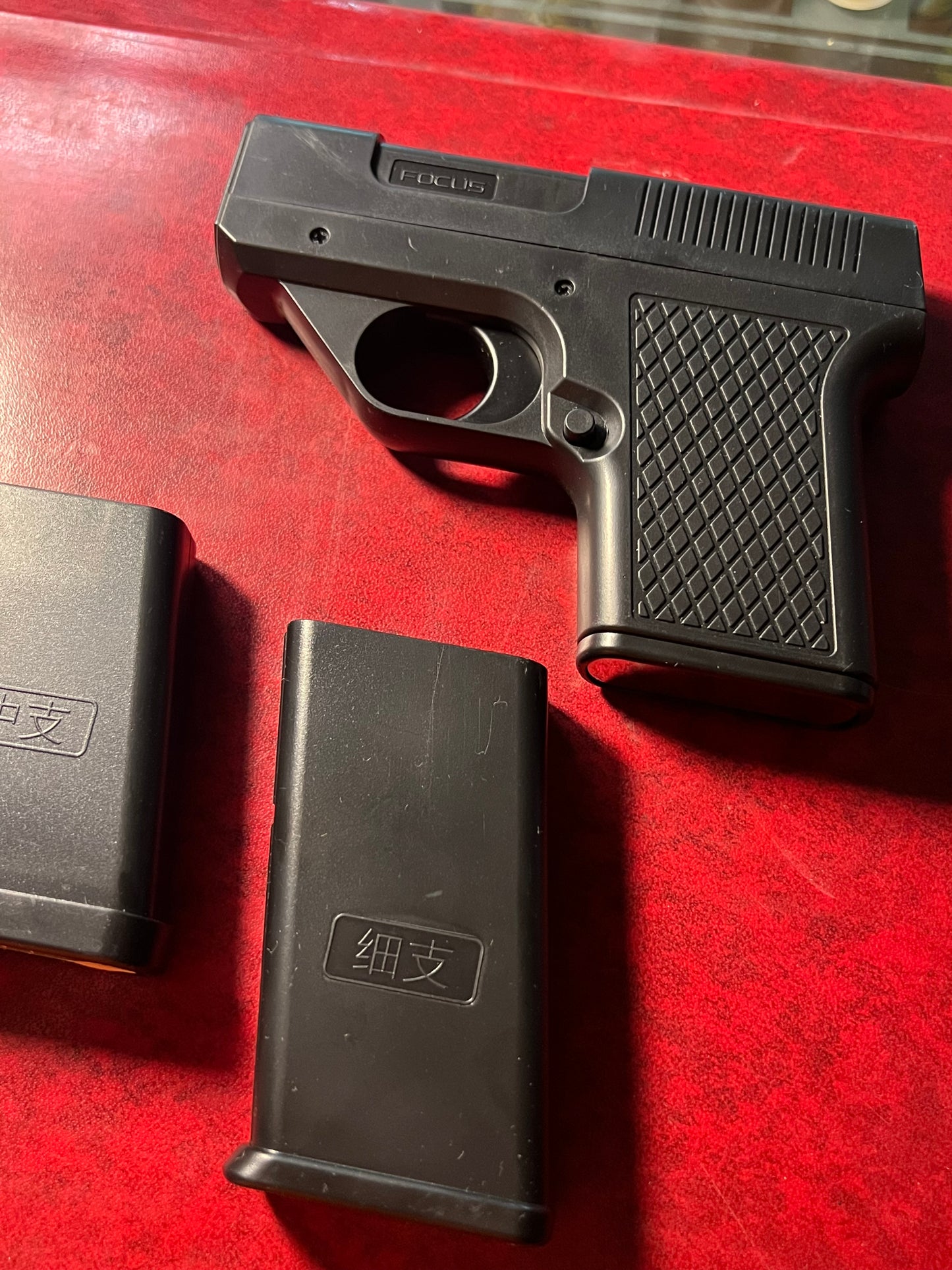 Gun cigarette case