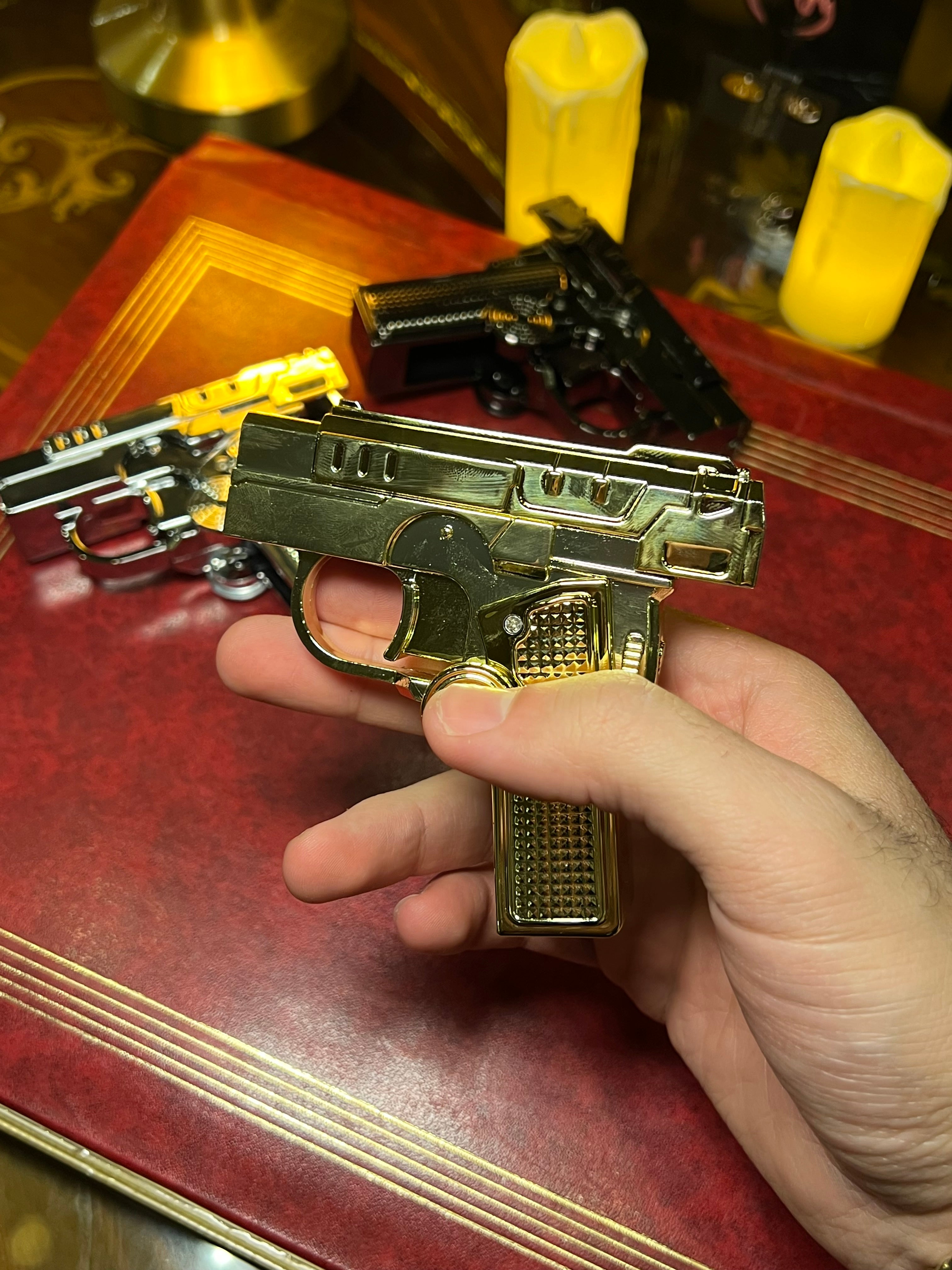 Gun spinning lighter