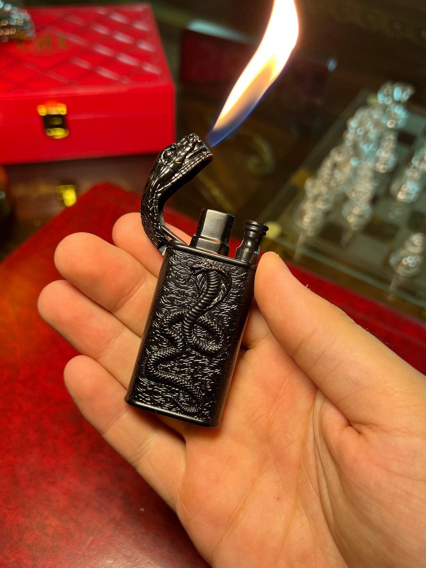 Egyptain cobra lighter