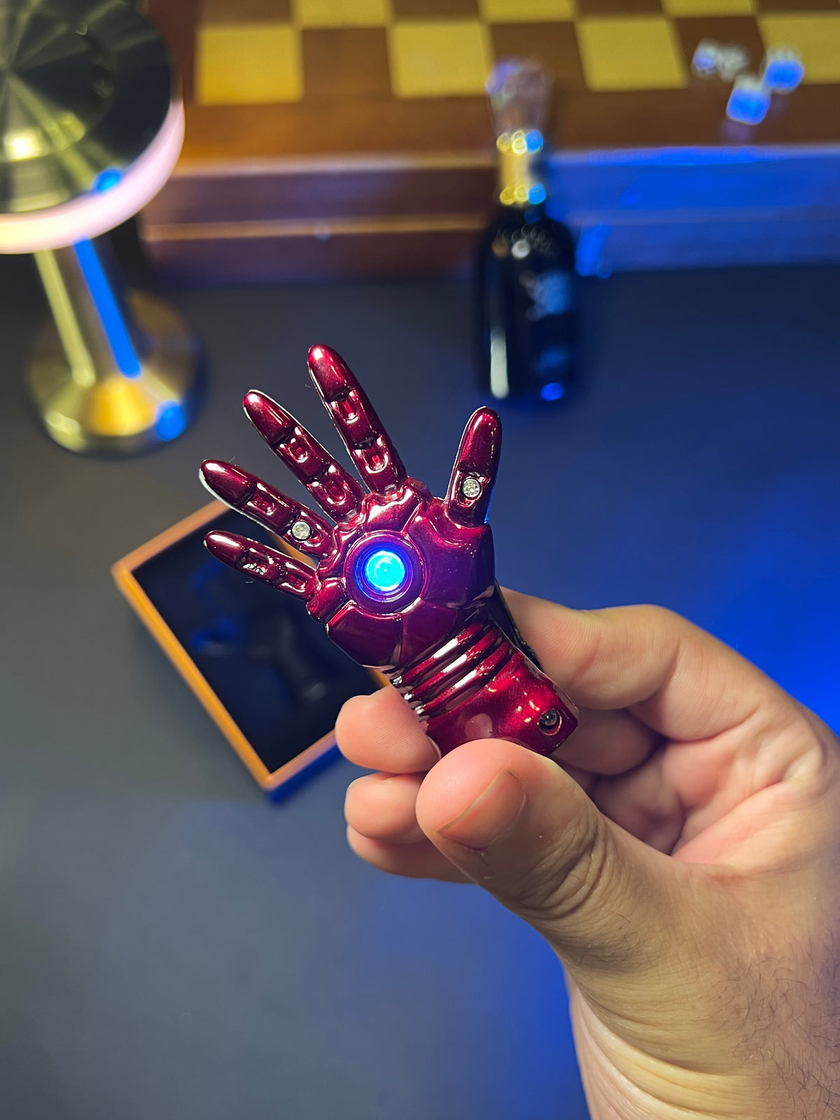 Iron man hand usb lighter