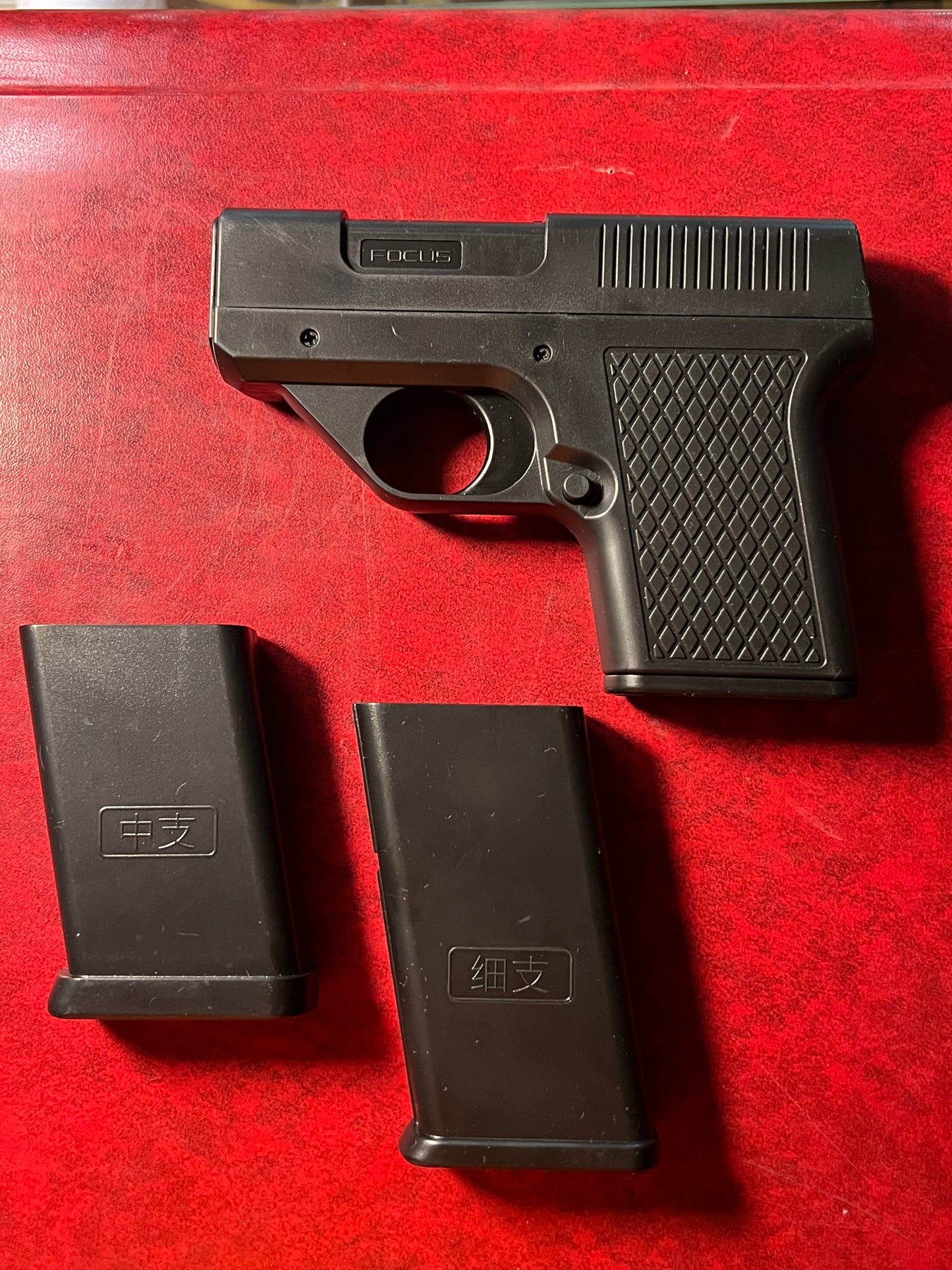 Gun cigarette case