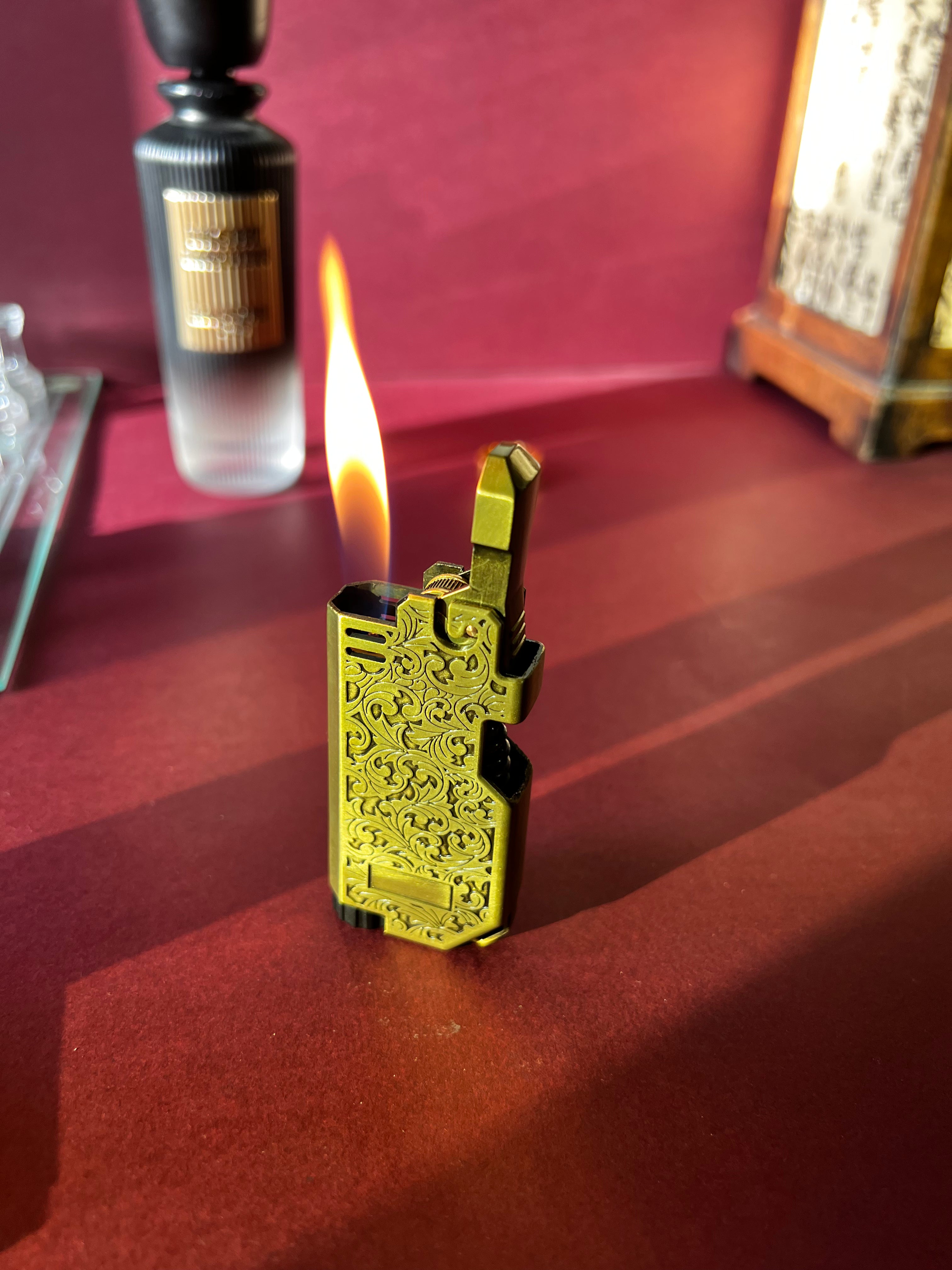 Shelby vintigo lighter